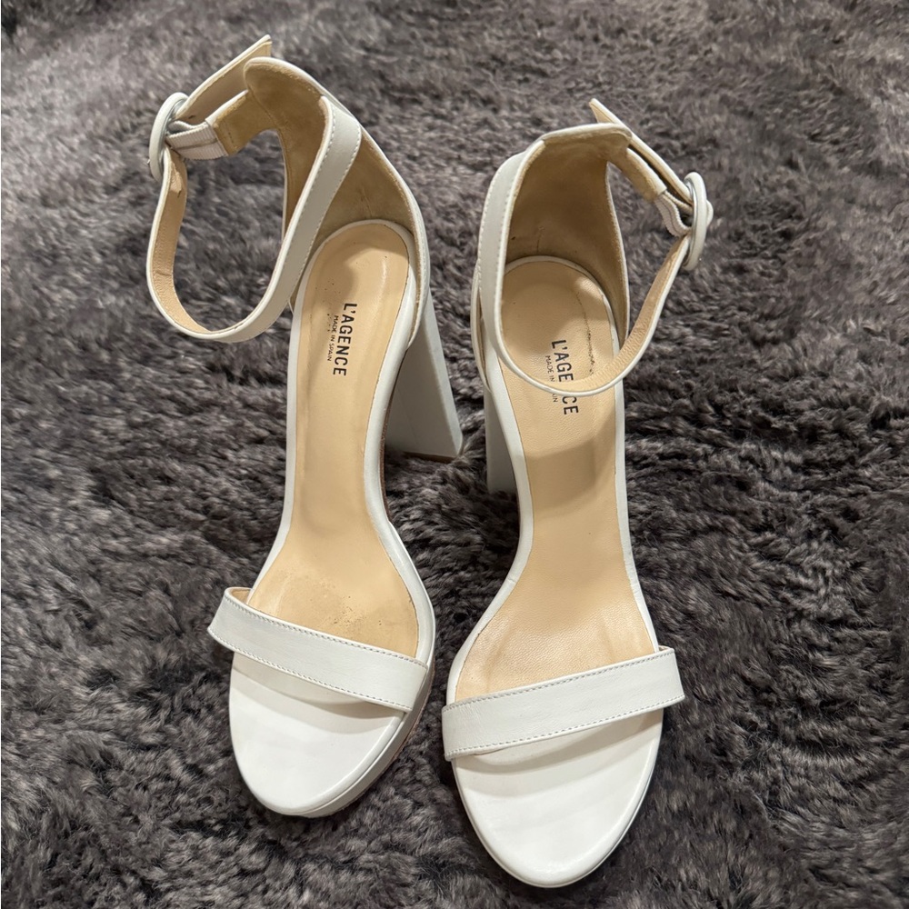 L’agence platform heels size 9
